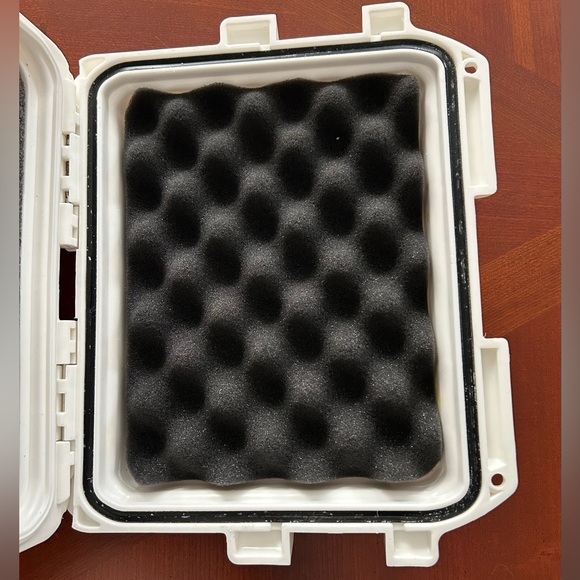 Invicta Jason Taylor JT Limited Edition White 3 Slot Watch Dive Impact Case Box - Picture 6 of 15